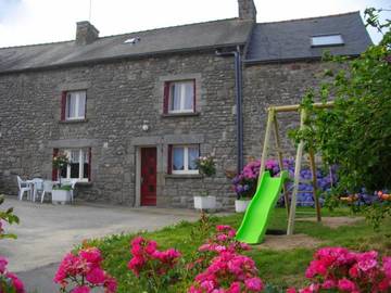Gîte pour 5 personnes, avec jardin, animaux acceptés à Plœuc-sur-Lié