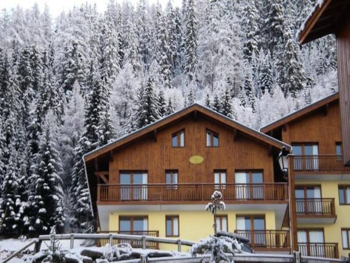 Chalet pour 6 personnes, avec balcon, adapté aux familles dans Valfréjus