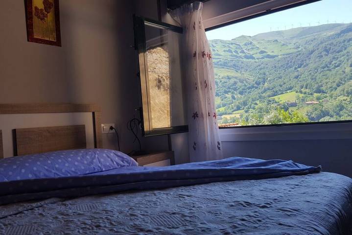 Apartamento de vacaciones para 9 personas, con balcón y balcón/terraza en Cantabria - 2
