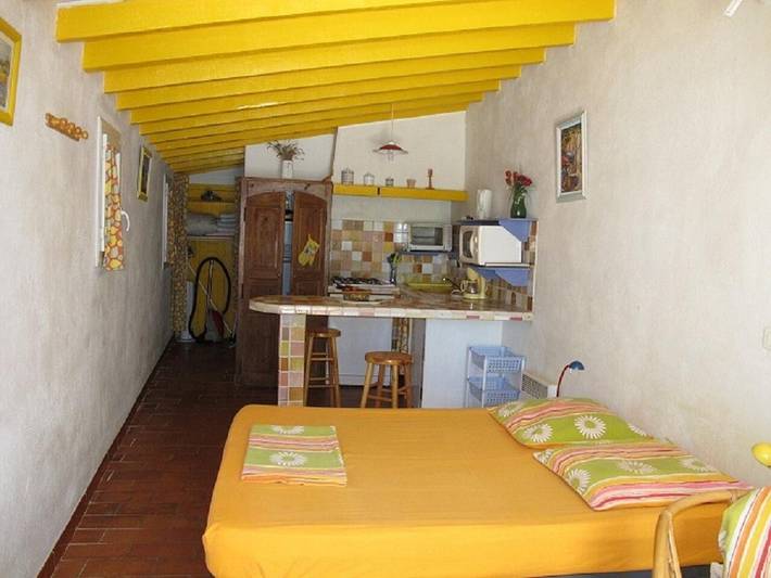 Hel studio-lejlighed, Studio Apartment 'Meublé' with Shared Pool, Private Garden and Wi-Fi in Lorgues, Draguignan regionen