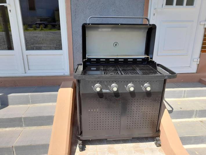 Gîte pour 2 personnes, avec jardin et vue à Saint-Honoré-les-Bains - 3