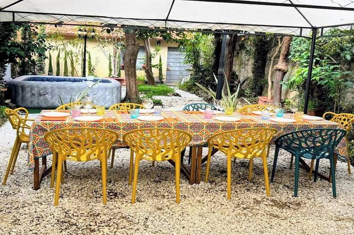 Ferienhaus für 10 Personen, mit Whirlpool und Garten