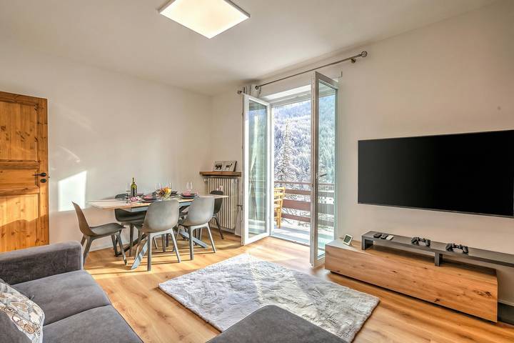 Apartamento entero, Starkeeper Apartment Ski Base with Balcony Views in Pragelato, Via Lattea