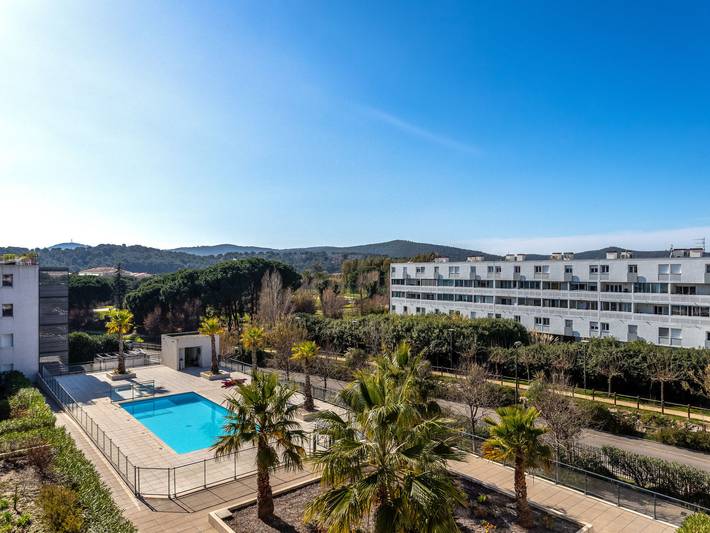 Gîte pour 4 personnes, avec jardin et terrasse dans Golf Grand Jardin - 3