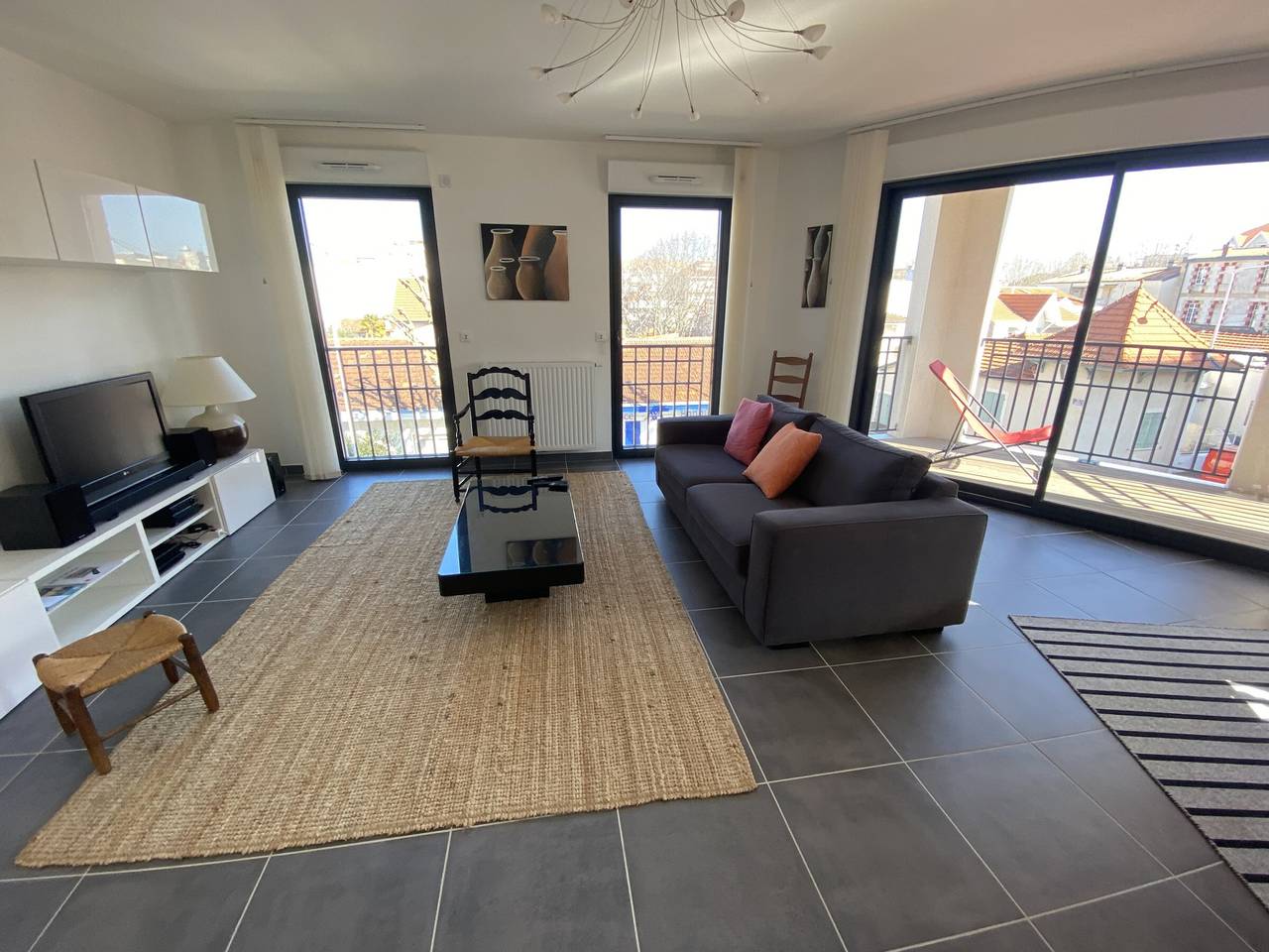 Appartement entier, Bel appartement en centre-ville d'Arcachon, résidence récente, proche plages, pour 4 personnes in Arcachon, Région d'Arcachon