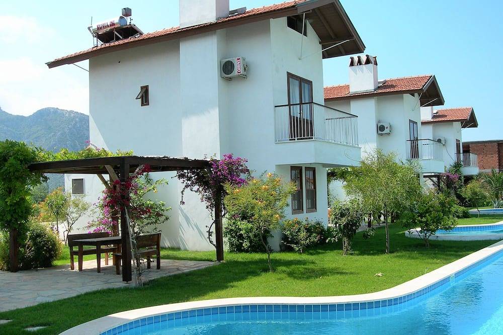 Villa mit 50 m Pool in Ortaca, Türkische Ägäis