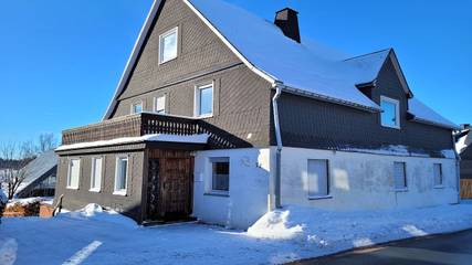 Ferienhaus für 10 Personen, mit Garten und Terrasse sowie Pool in Winterberg