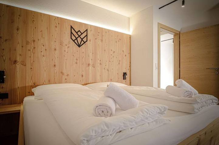 Ganze Wohnung, Lärche - Wolf Apartments in Vals, Zillertaler Alpen