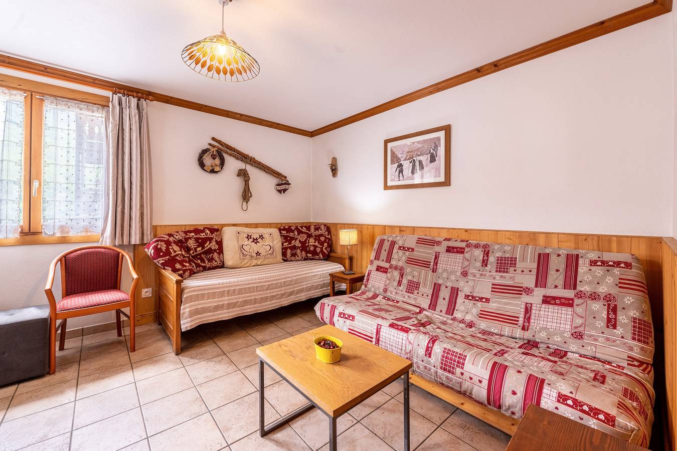Appartement entier, Appartement 'Chalet Le Choucas N°1' avec vue sur montagne et Wi-Fi in Les Menuires, Saint-Martin-de-Belleville