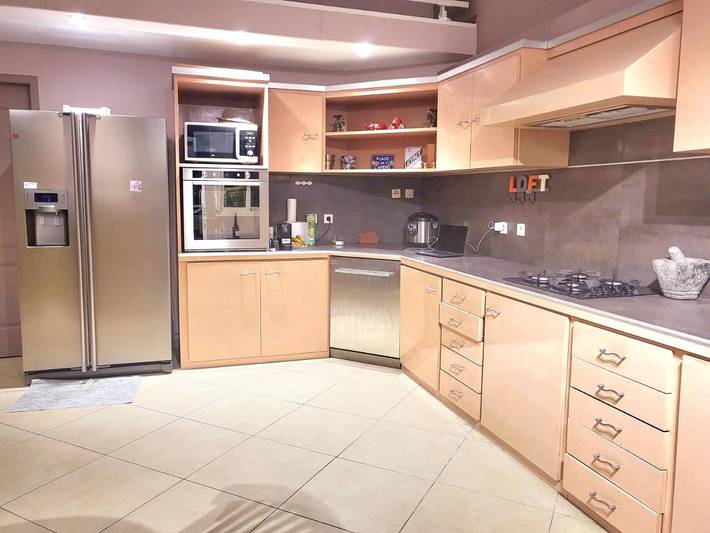 Gîte pour 4 personnes, avec terrasse à Sainte-Suzanne - 3