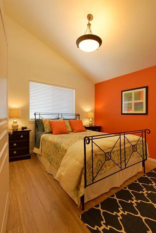 Ganze Wohnung, Ort! Zu Fuss In Die Stadt Und Zur Alten Mühle - Ein Schlafzimmer, Ein Block Vom Fluss Entfernt in Bend, Mt. Bachelor