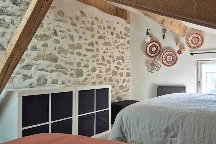 Chambre d’hôte pour 6 personnes, avec jardin dans l' Isère - 4