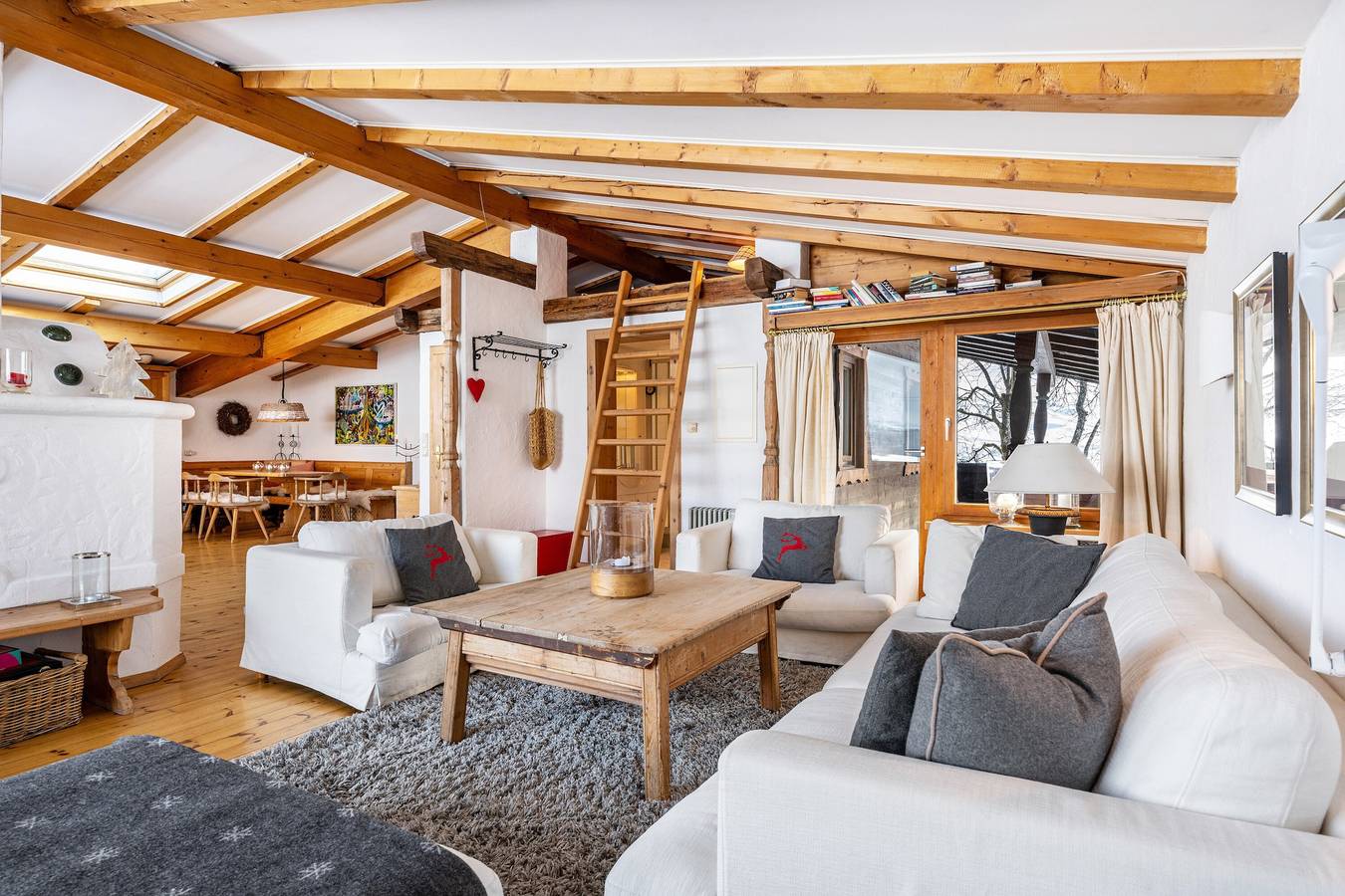 Appartement entier, Appartement 'Alpen Chalet Kitzbühel-Oberndorf' avec balcon et wifi in Oberndorf en Tyrol, Alpes de Kitzbühel
