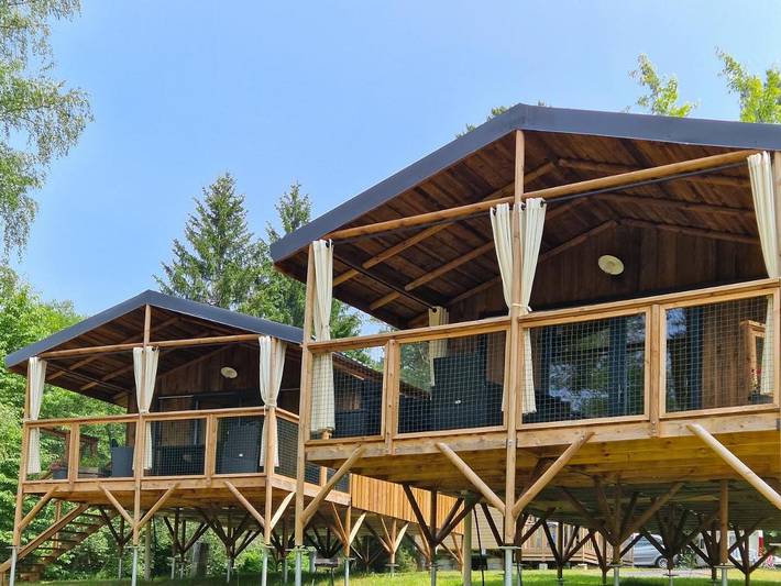 Location de vacances pour 2 personnes, avec piscine ainsi que terrasse et vue, animaux acceptés à Marcillac-la-Croisille - 3