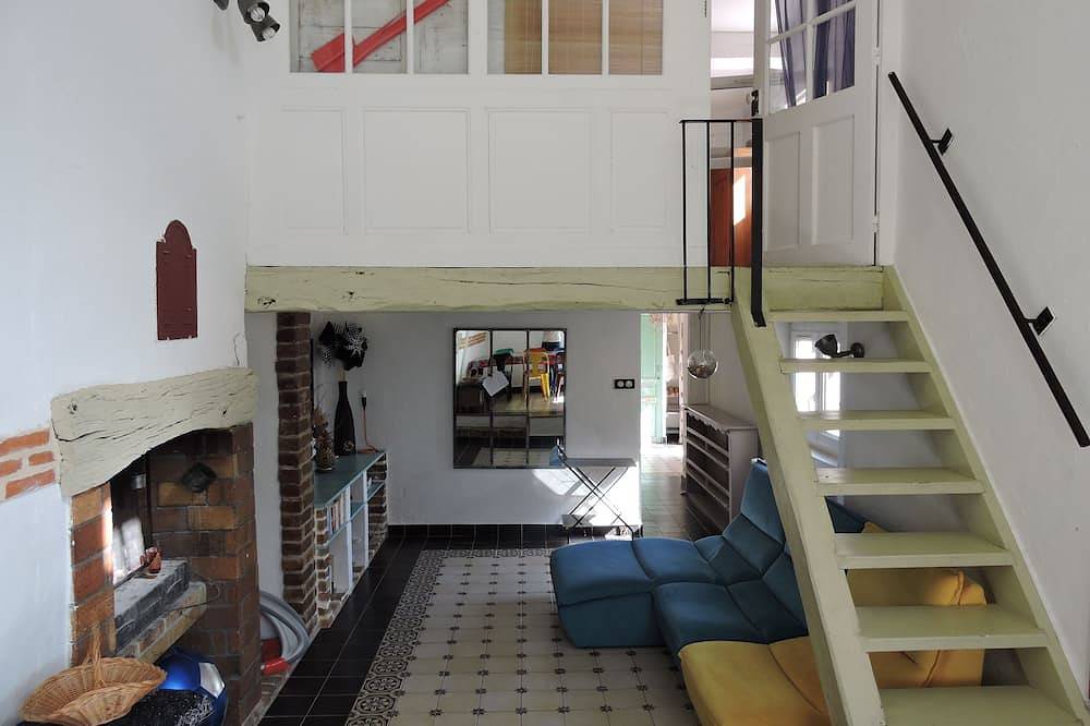 Maison provençale au coeur des collines in Roquevaire, Côte méditerranéenne (France)