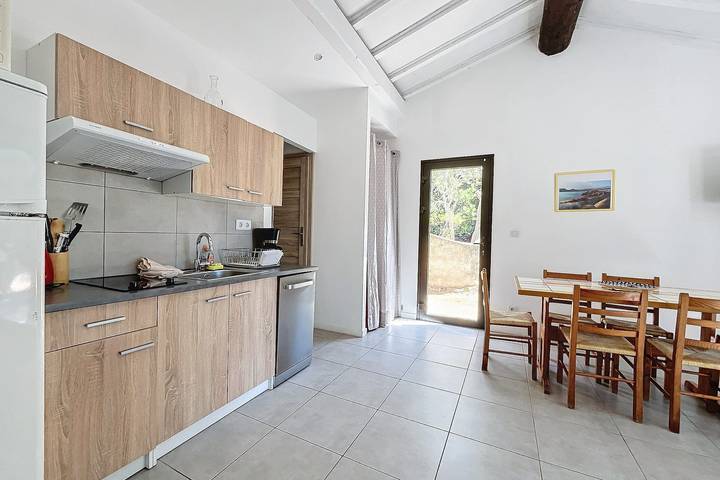 Maison de vacances pour 5 personnes, avec jardin et terrasse en Corse - 2