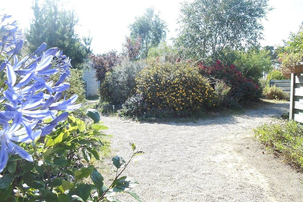 Holiday home, quiet, near the beach in Le Conquet, Brest region