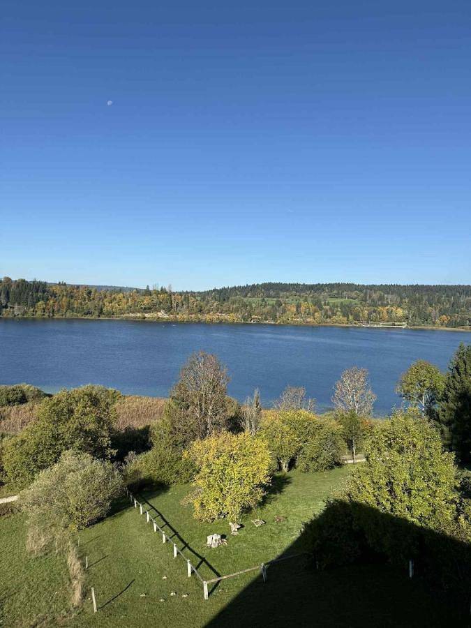 Gîte pour 6 personnes, avec vue ainsi que balcon et vue sur le lac à Malbuisson - 2