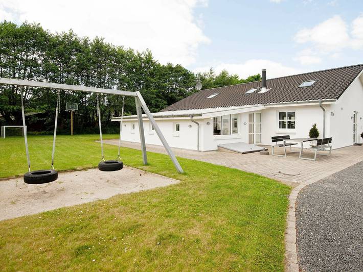 Ferienhaus für 12 Personen, mit Pool und Terrasse sowie Whirlpool, kinderfreundlich in Aarhus und Umgebung