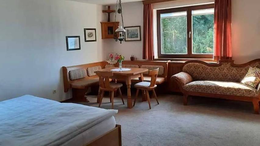 Ferienwohnung für 5 Personen, mit Garten am Attersee - 4