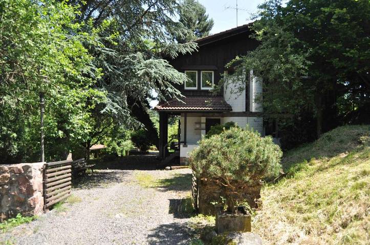 Ferienhaus für 6 Personen, mit Terrasse und Garten sowie Ausblick in Reichelsheim