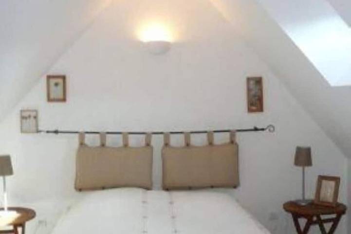 Location de vacances pour 6 personnes, avec terrasse et jardin à Campagne (homonymie) - 2