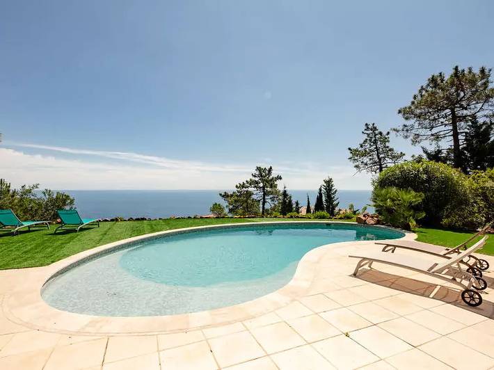 Villa pour 8 personnes, avec terrasse et piscine à Saint-Raphaël - 3