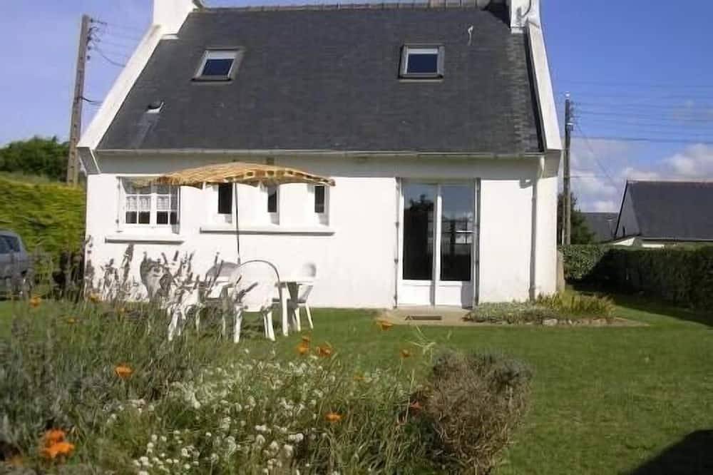 Nice house located in l'Ile Grande, Granit Rose coast in Île-Grande, Pleumeur-Bodou
