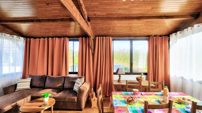 Gîte pour 7 personnes, avec jardin et piscine à Paulin - 2