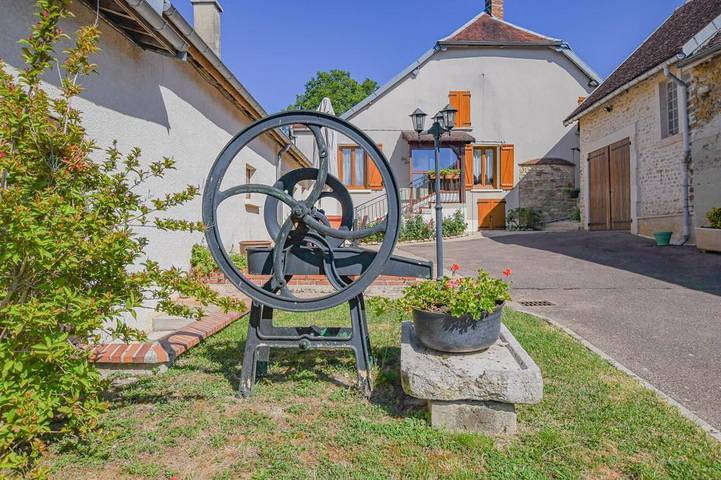 Gîte pour 6 personnes, avec Terrasse et Jardin à Briel-sur-Barse