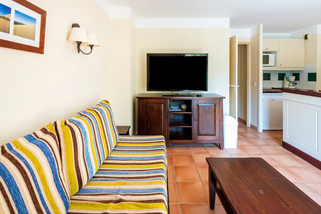 Ganze Wohnung, Ferienwohnung 'Appartement Domaine De Pinsolle' mit privater Terrasse und Balkon in Soustons, Côte d’Argent