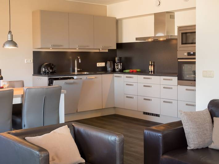 Ferienhaus für 8 Personen, mit Terrasse und Garten sowie Pool in Noord-Beveland - 2