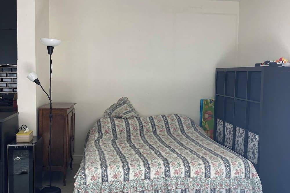 Entire apartment, Studio 35m2 Near Versailles Paris 20 min in Le Chesnay, Yvelines