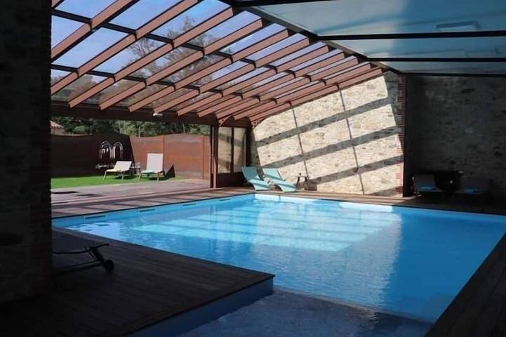 Cottage für 10 Personen, mit Pool und Terrasse - 1