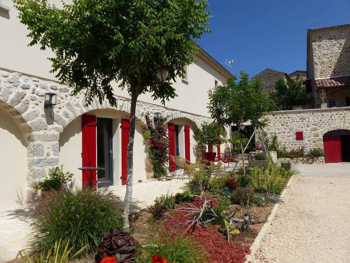 Clos de Beauregard in Joyeuse, Parc naturel régional des Monts d'Ardèche