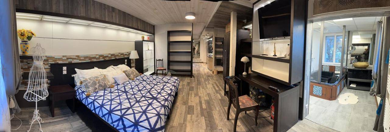 Location de vacances pour 2 personnes, avec sauna et vue ainsi que jardin et piscine, animaux acceptés à Lau-Balagnas - 2