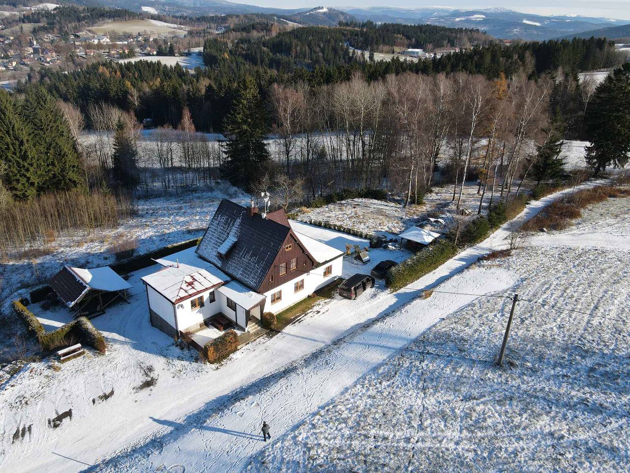 Hütte mit Blick auf das Isergebirge in Nová Ves nad Nisou, Region Liberec