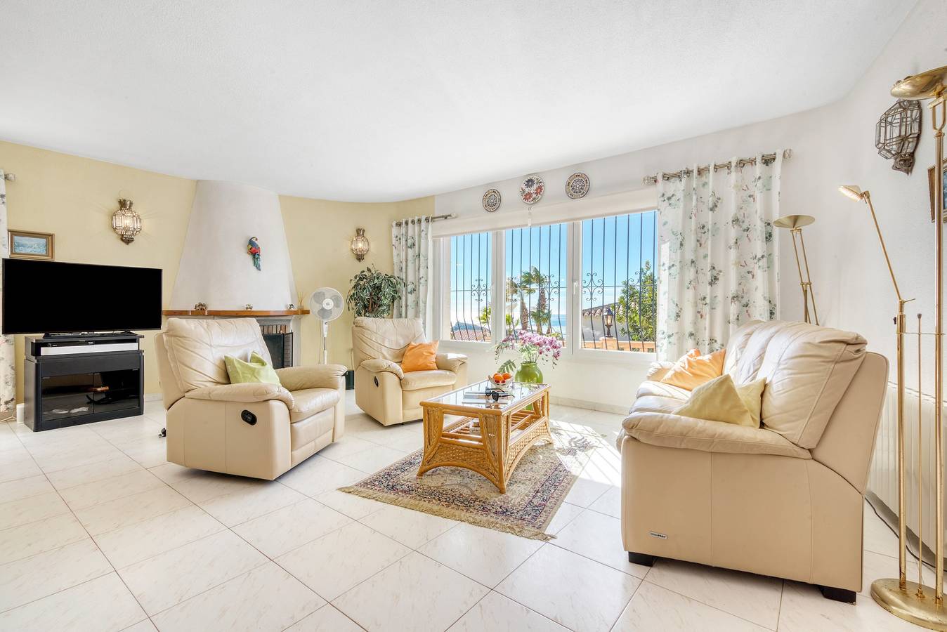 Villa 'Casasilma' avec vue sur la mer, Wi-Fi et climatisation in Poble Nou de Benitatxell, Costa Blanca