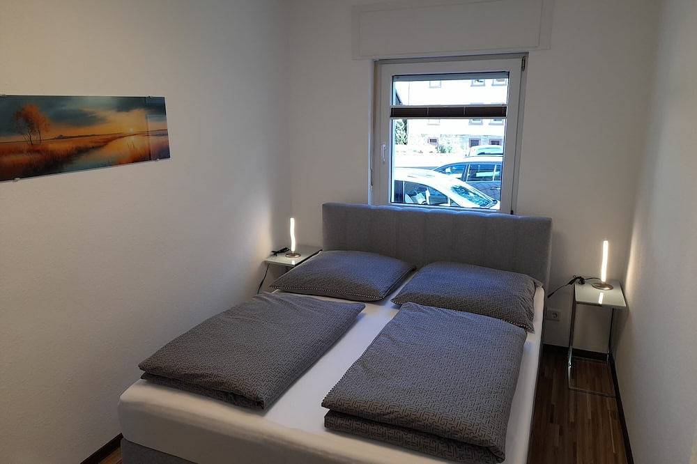 Ganze Wohnung, Moderne Ferienwohnung mit Balkon in Schöllkrippen, Spessart-Mainland