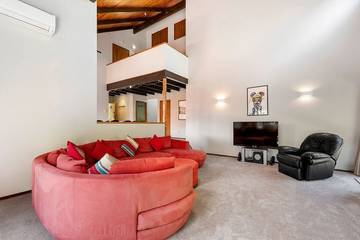 Holiday Home for 6 People in Taupo, Taupo District, Photo 1