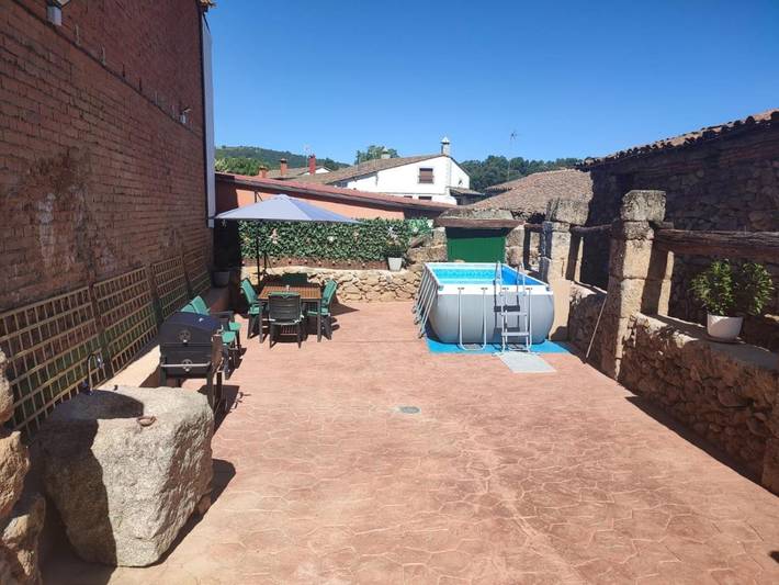 Casa rural para 7 personas, con jardín y piscina, Familias con niños en La Covatilla
