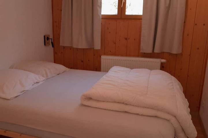 Chambre d’hôte pour 2 personnes, avec Jardin à Marignier