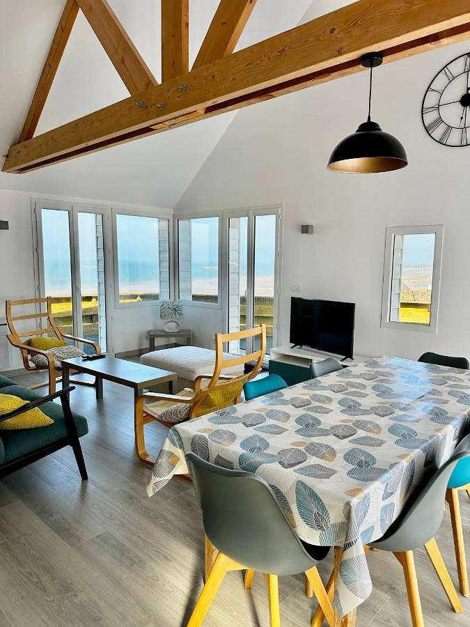 Location de vacances pour 6 personnes, avec vue et balcon à Saint-Côme-de-Fresné - 3