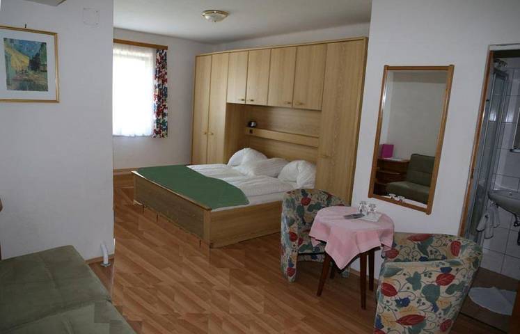 Hotel für 2 Personen, mit Seeblick und Garten, mit Haustier in Seeboden - 3