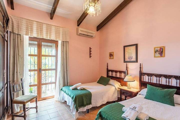 Location de vacances pour 12 personnes à Lora del Río - 4