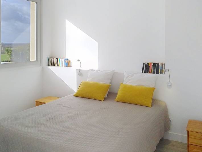 Location de vacances pour 4 personnes, avec terrasse et jardin à Longues-sur-Mer - 3