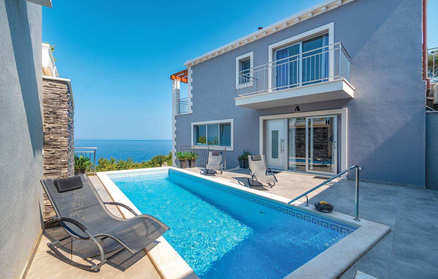 Reizende 158 m² große Wohnung mit Pool, Küche und nur 2 km von der Küste entfernt in Blato, Korcula