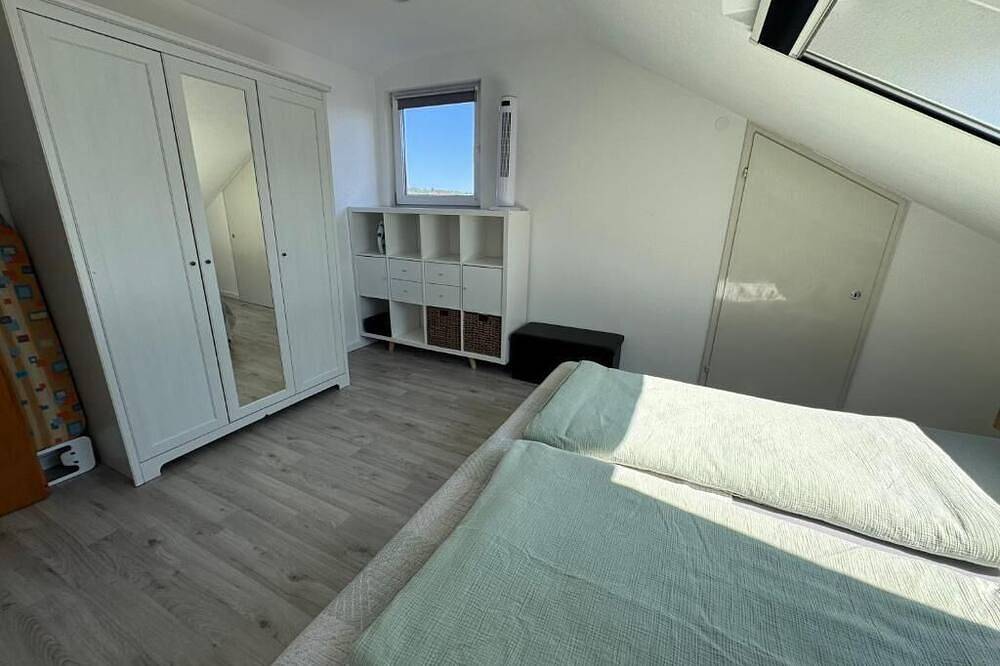 Ganze Wohnung, Voll ausgestattete Wohnung mit Südbalkon – familien- & hundefreundlich in Bad Waldsee, Region Bodensee-Oberschwaben