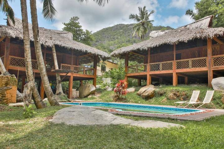 Maison d’hôte pour 5 personnes, avec vue ainsi que jardin et piscine aux Seychelles - 3