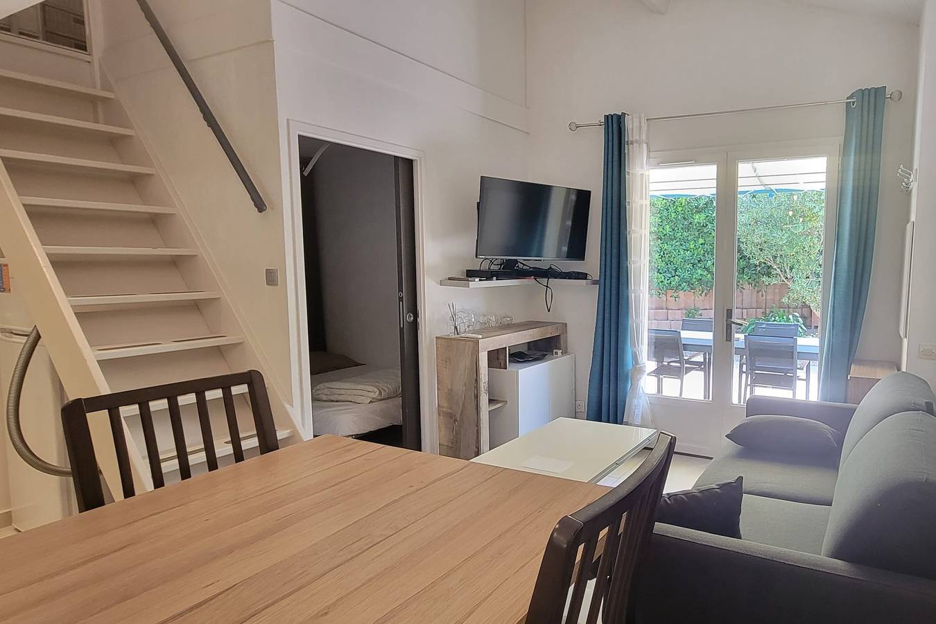 Ferienhaus für 4 Personen mit Terrasse in Frejus, Massif de l'Esterel
